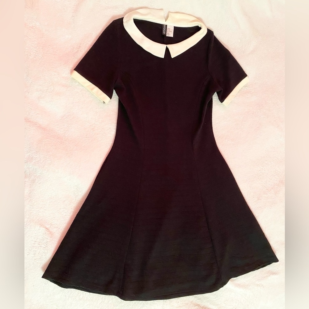H&M Black and White Collar Dress